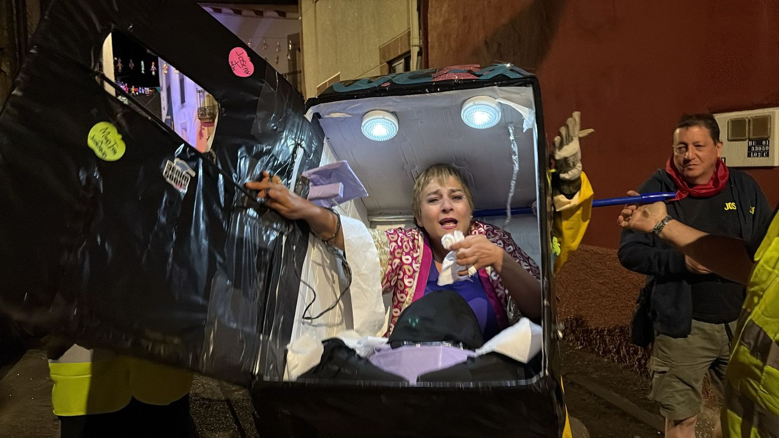 Desfile de carrozas en Pereña