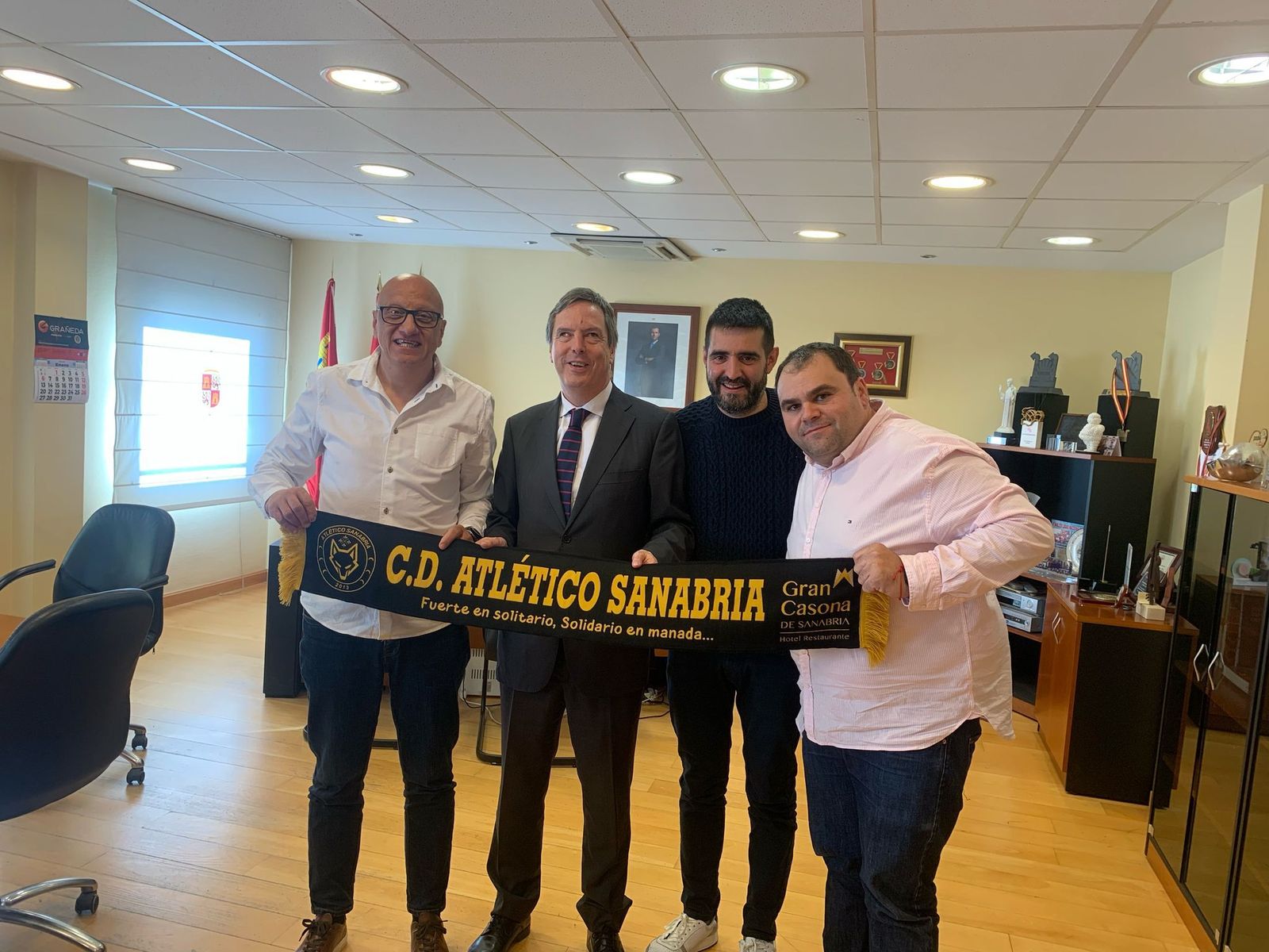 El Atlético Sanabria visita la Junta para abordar cuestiones sobre el desarrollo deportivo de la comarca