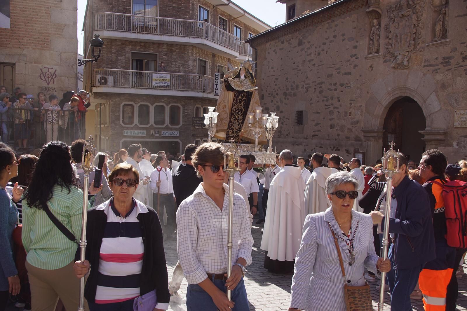 Salida procesión Santa Teresa en Alba de Tormes  (30).jpeg