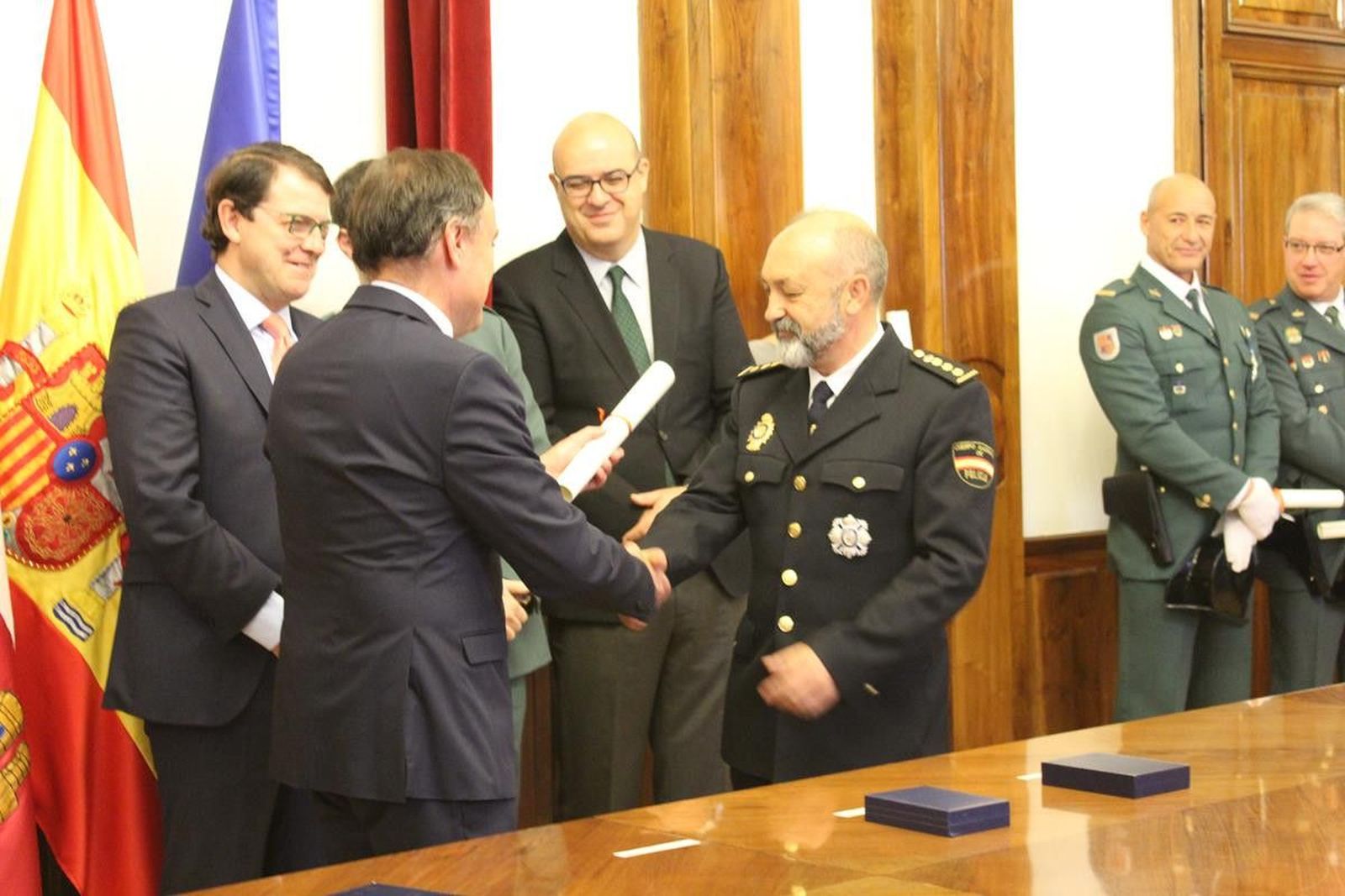 Entrega condecoraciones orden mérito civil 2017 (30) (Copy)