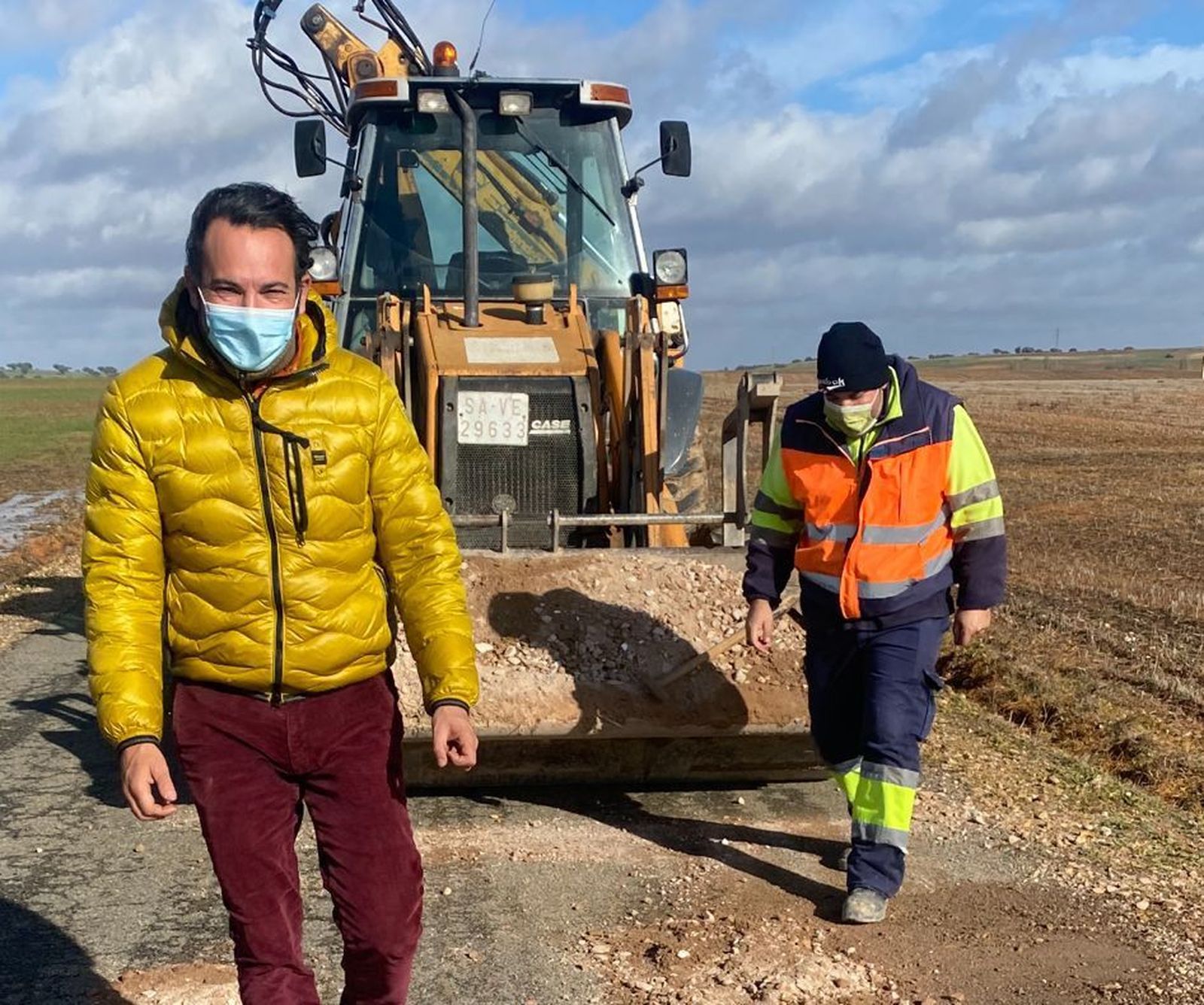 Arreglo de caminos en Carrascal de Barregas. Foto Ayto de Carrascal de Barregas.