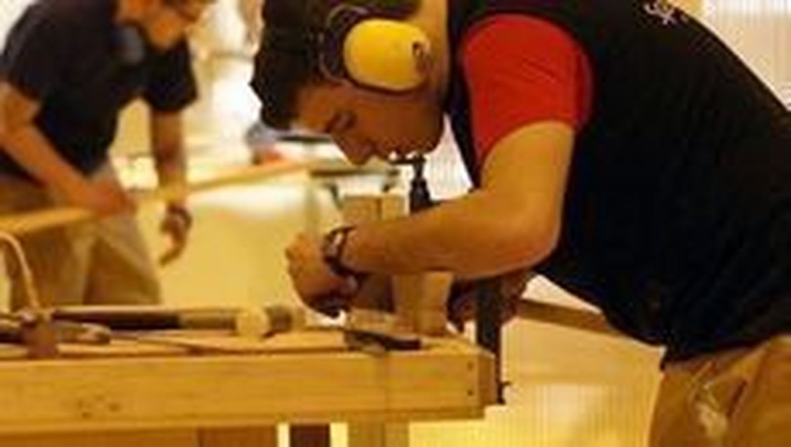 La creación de sociedades mercantiles se reduce pero aumenta el capital suscrito La creación de sociedades mercantiles se reduce pero aumenta el capital suscrito