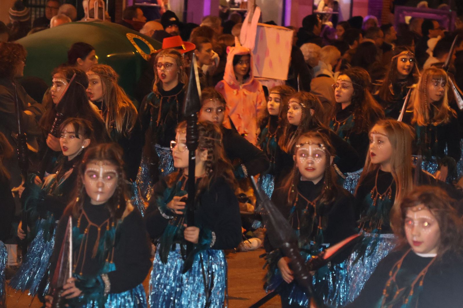 GALERÍA | Disfruta de las imágenes del colorido desfile de Carnaval en Zamora