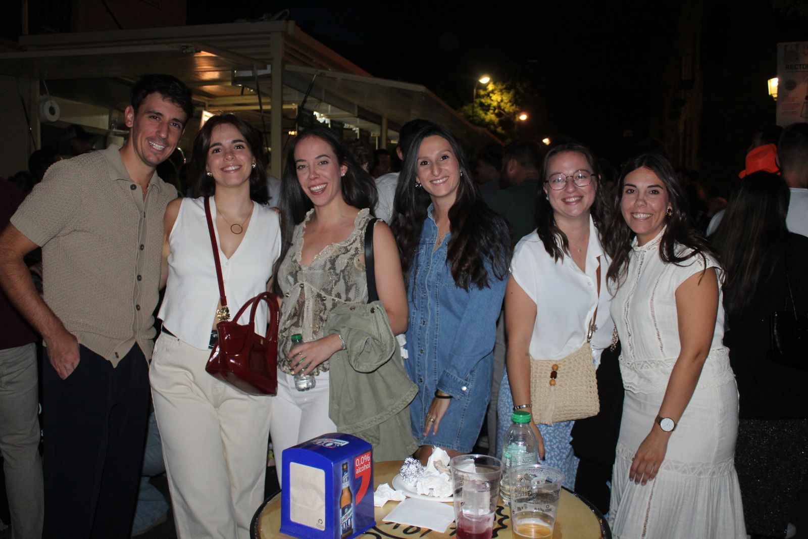 La Feria de Día se llena en la tarde-noche de este viernes, punto de partida del fin de semana