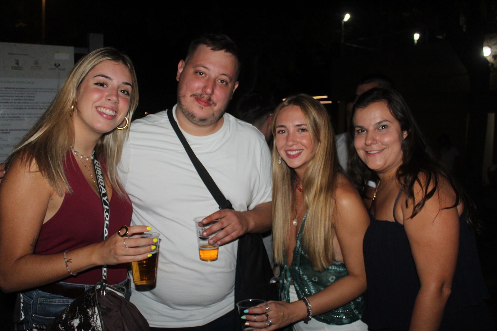 La Feria de Día se llena en la tarde-noche de este viernes, punto de partida del fin de semana