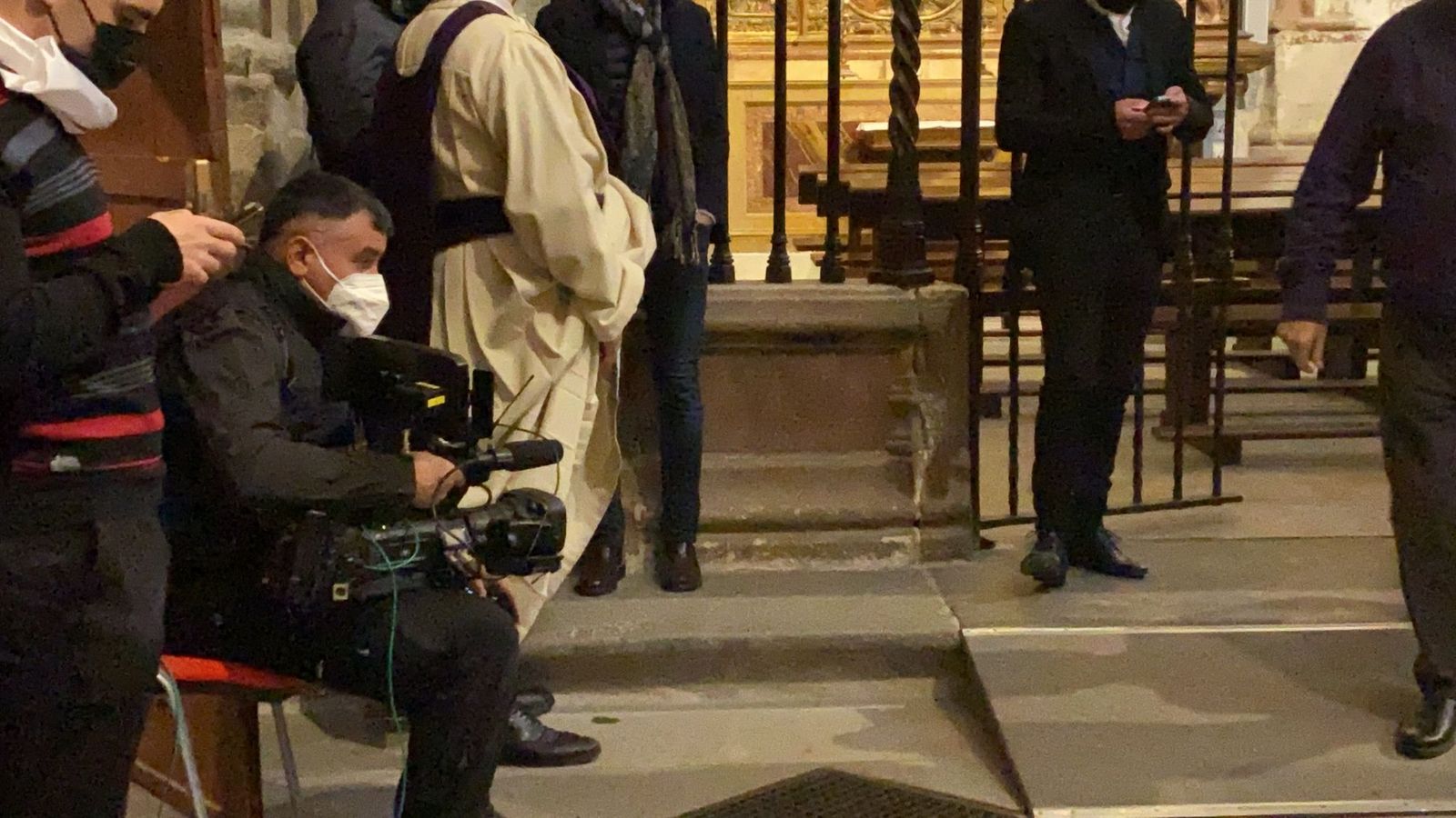 España Directo se dispone a grabar el Vía Crucis