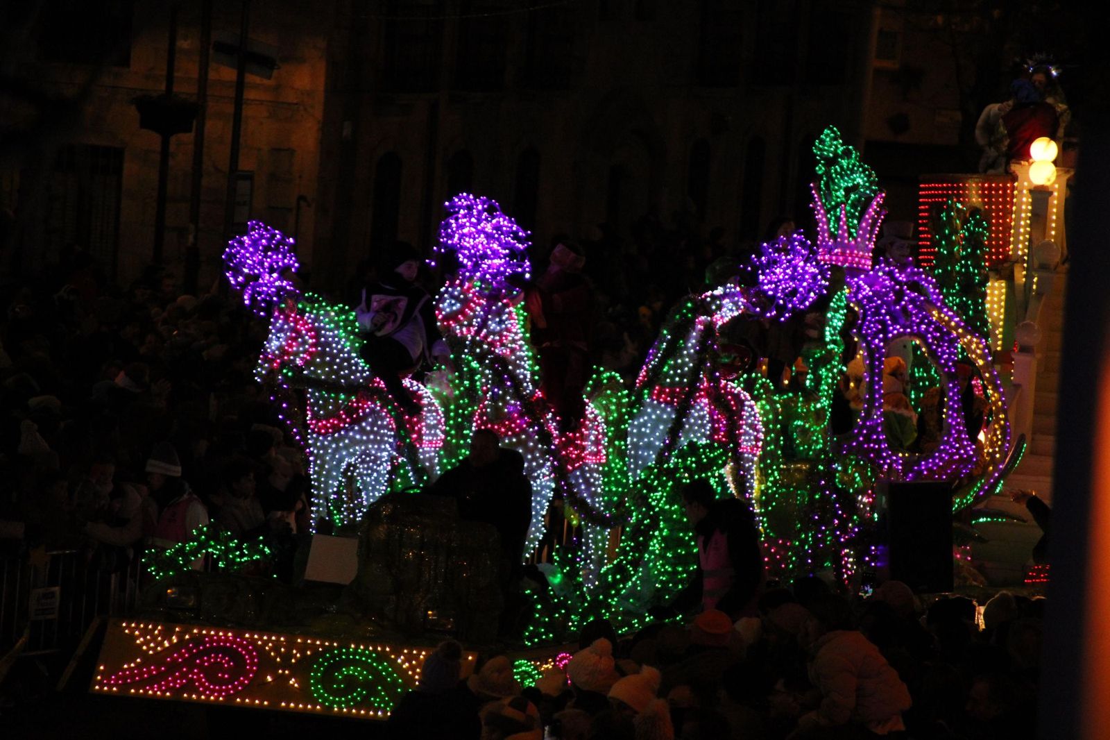 Los Reyes Magos recorren las calles de Salamanca en la Cabalgata 2026