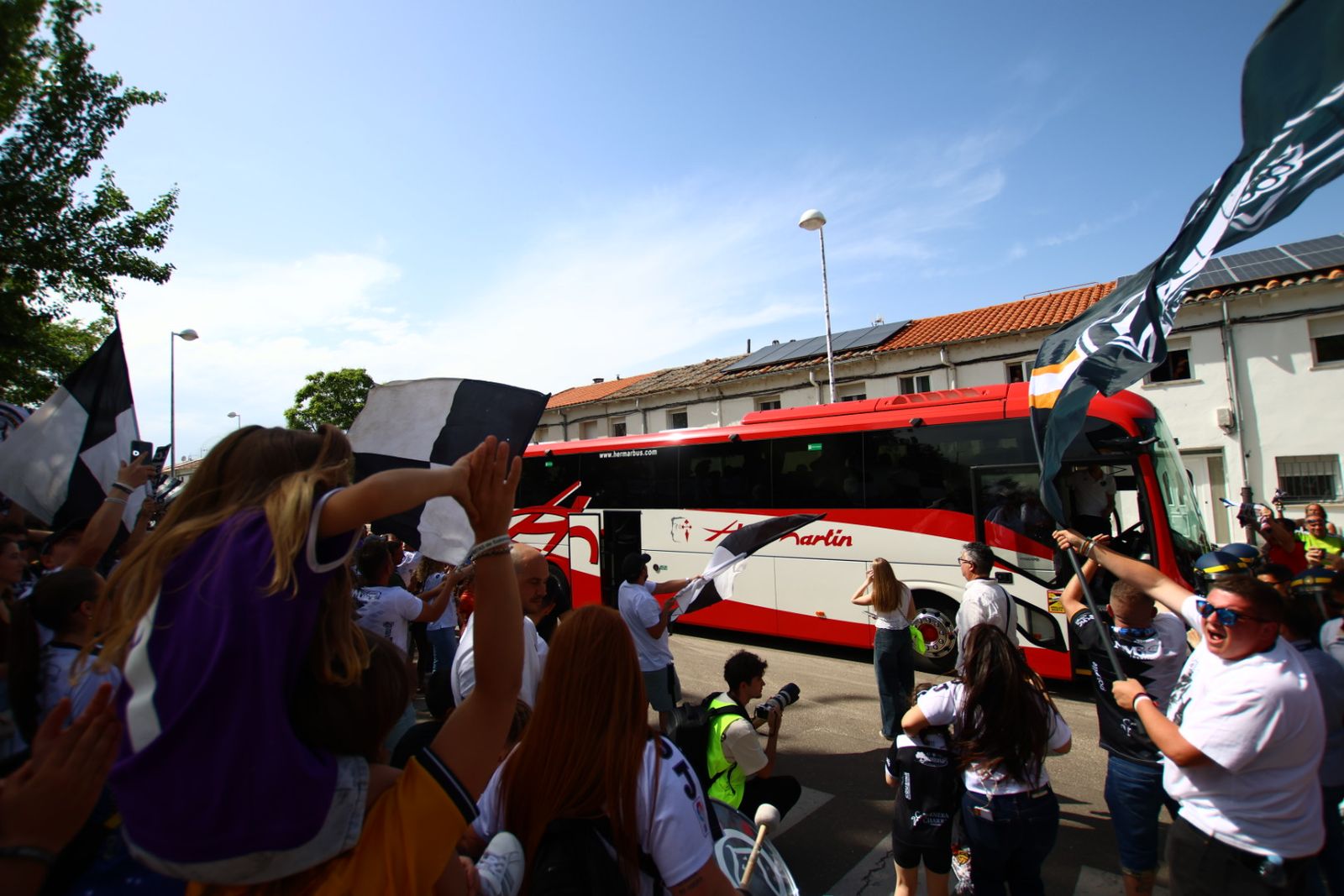 Recibimiento al Autobús de Unionistas