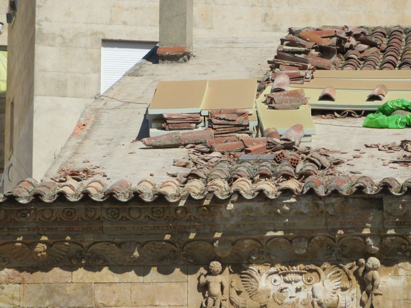 Tejado de la Casa de las Muertes. Foto: Ciudadanos por la Defensa del Patrimonio