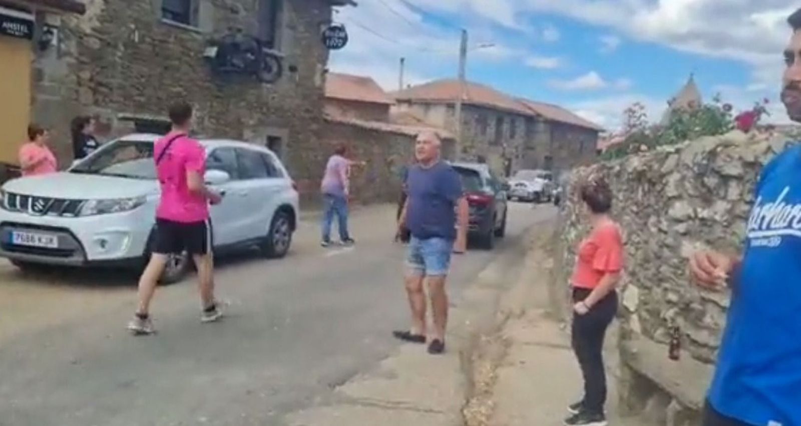 Un instante del vídeo de los vecinos de Vilanueva de Valrojo