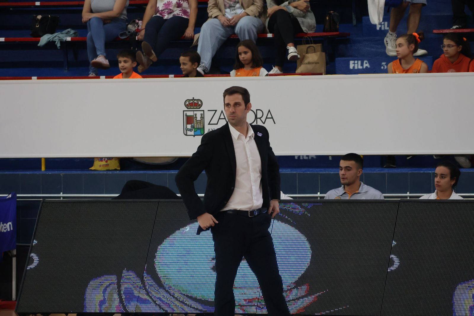 Raúl Pérez, durante un partido en el Ángel Nieto.JPG