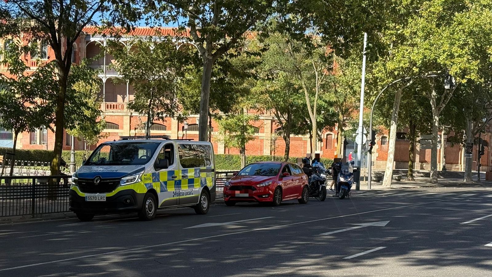 Atropello en la avenida Alfonso IX junto a la plaza de toros 'La Glorieta'