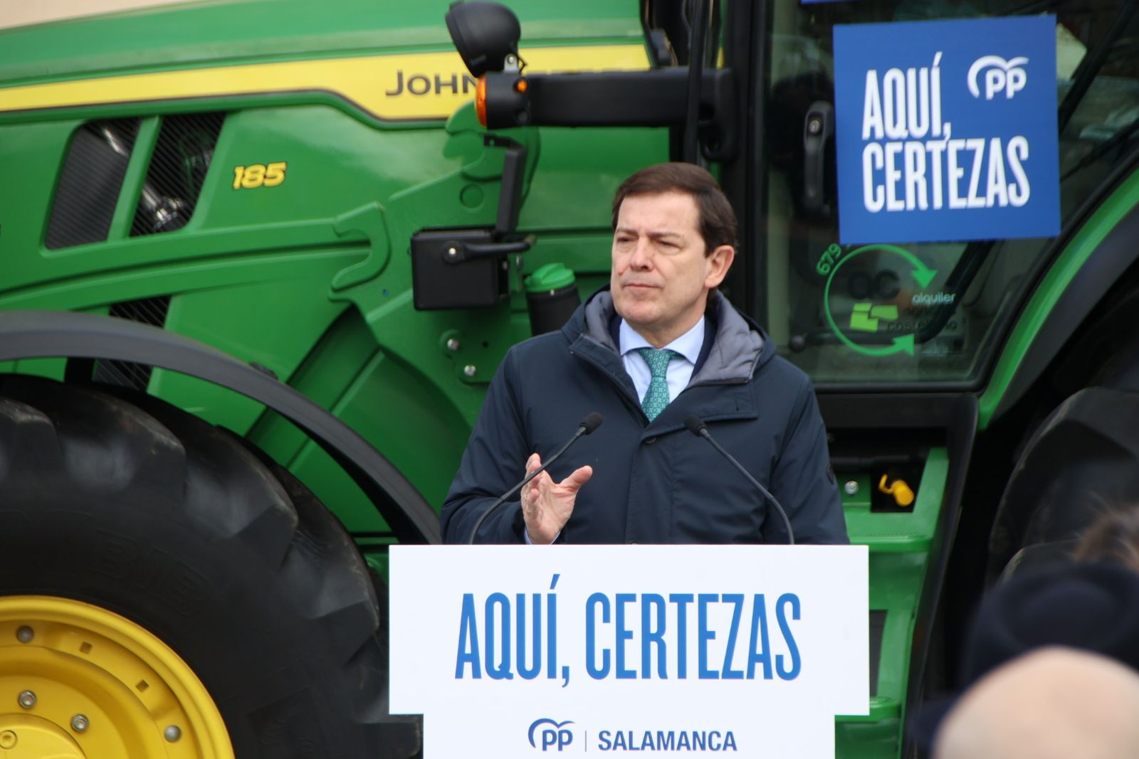 Mañueco presenta su caravana de vehículos en Salamanca
