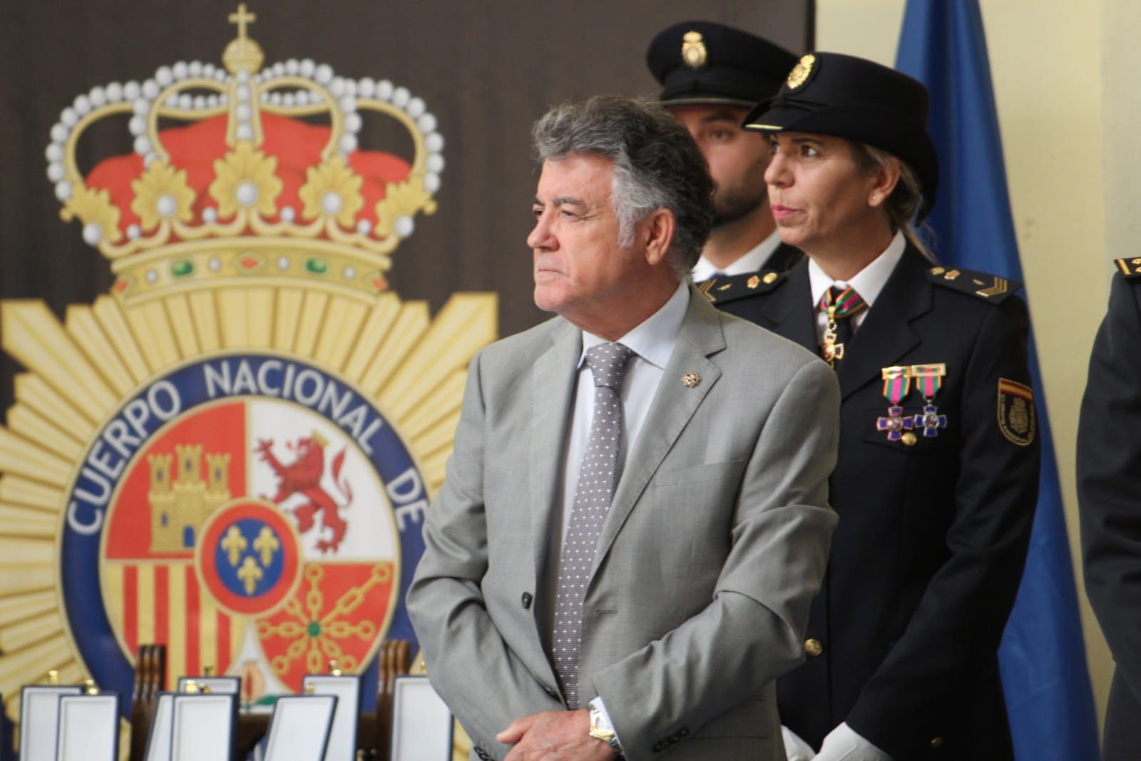 la-policia-nacional-de-salamanca-los-angeles-custodios-30