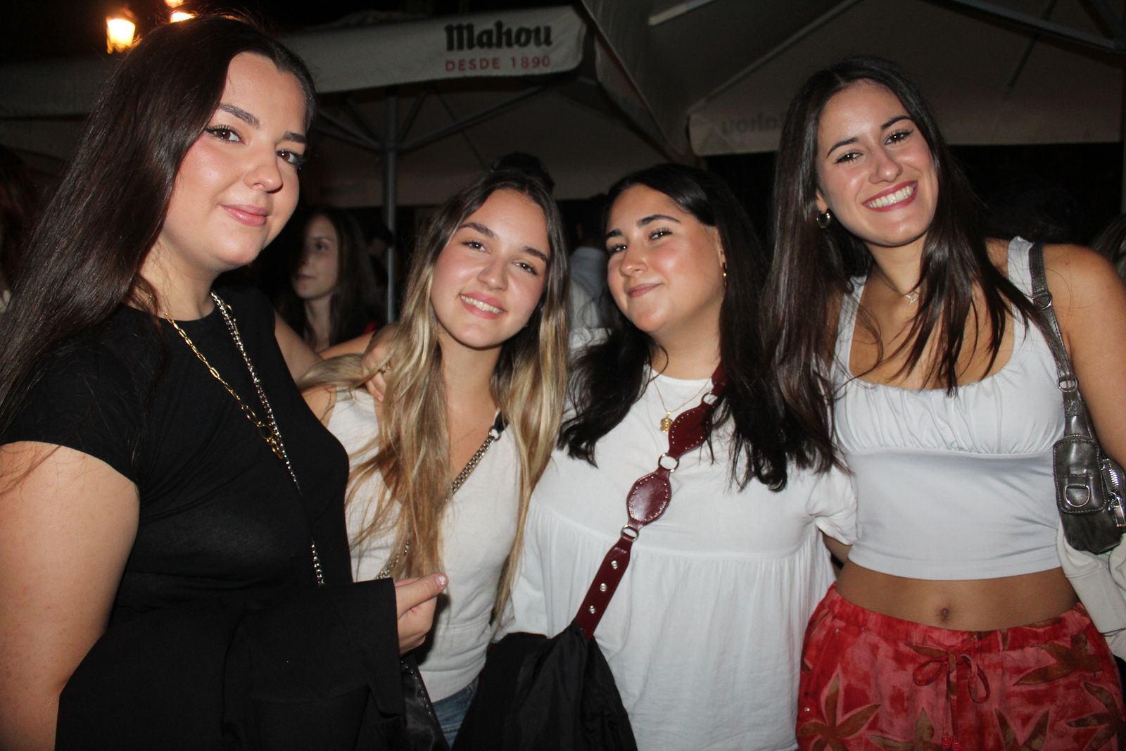 La Feria de Día se llena en la tarde-noche de este viernes, punto de partida del fin de semana