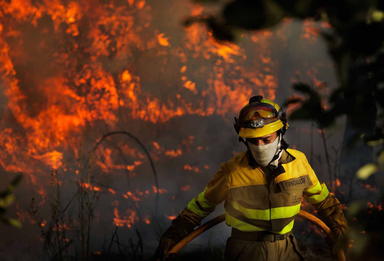 Incendio forestal en El Payo, ICAL José Vicente (11).jpg