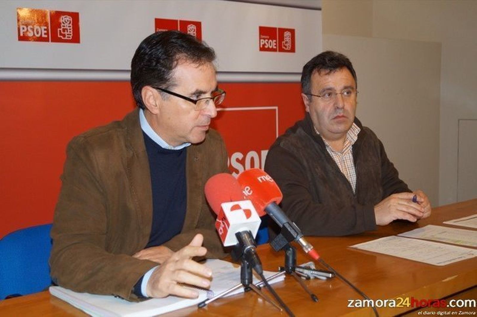 El PSOE presenta 22 mociones para Zamora por valor de 8,1 millones de euros a los Presupuestos de la Junta El PSOE presenta 22 mociones para Zamora por valor de 8,1 millones de euros a los Presupuestos de la Junta