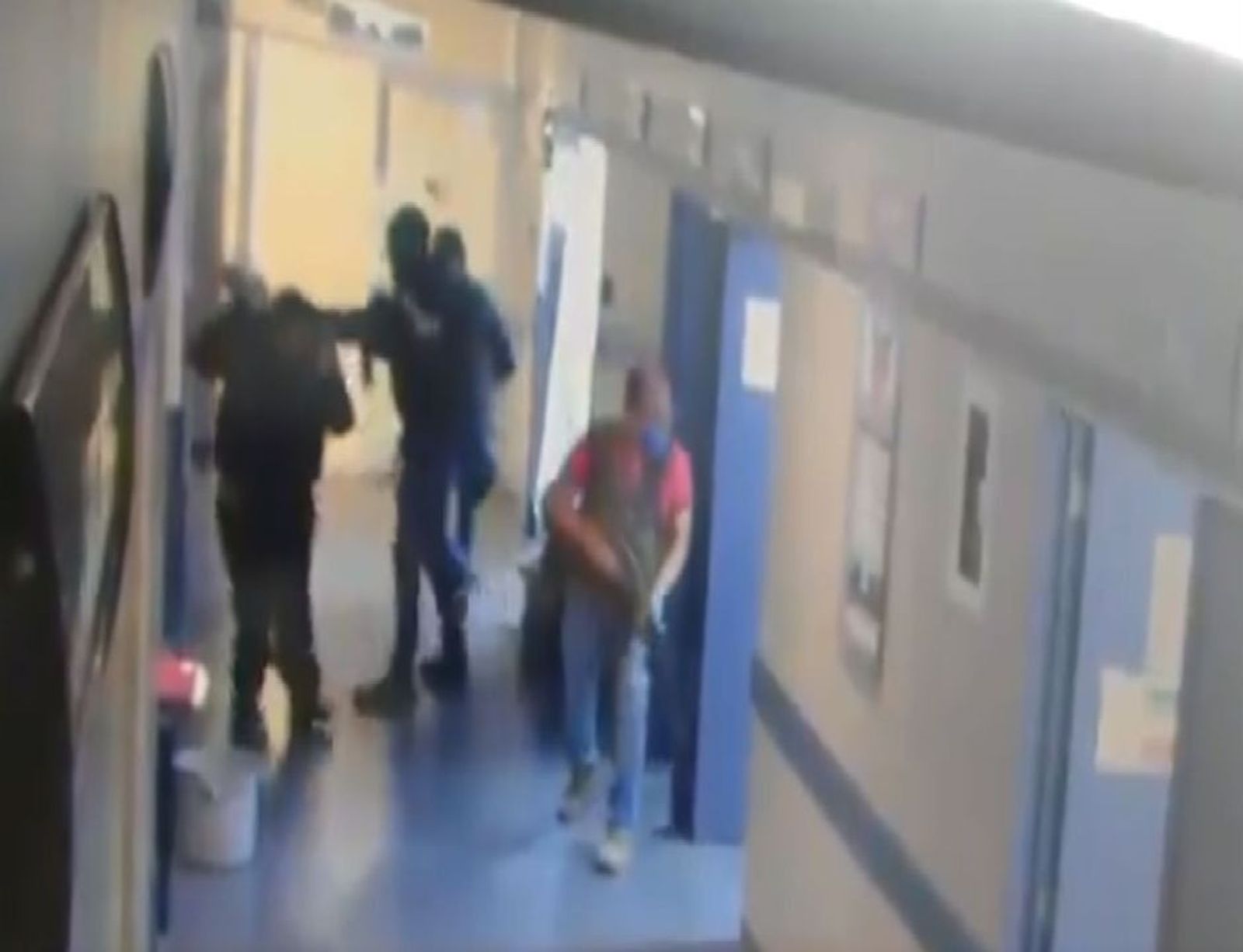 Video sicarios se roban asi a hombre de hospital para despus descuartizarlo
