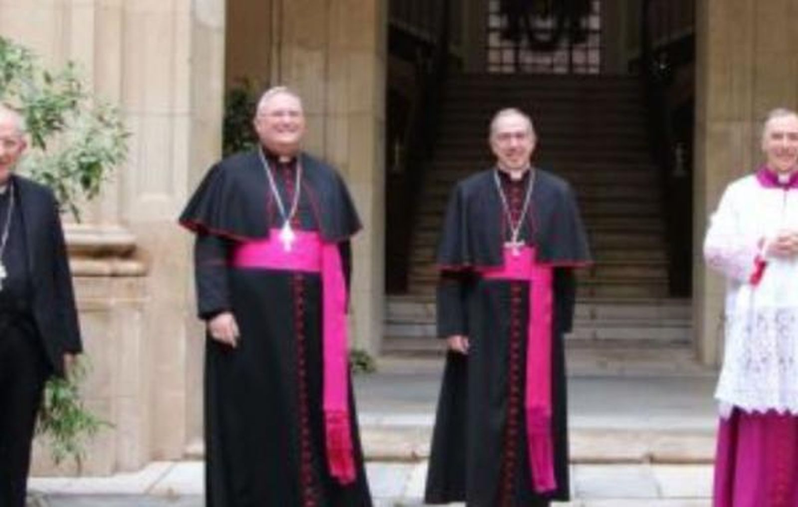 Fernando Valera junto al obispo de Cartagena