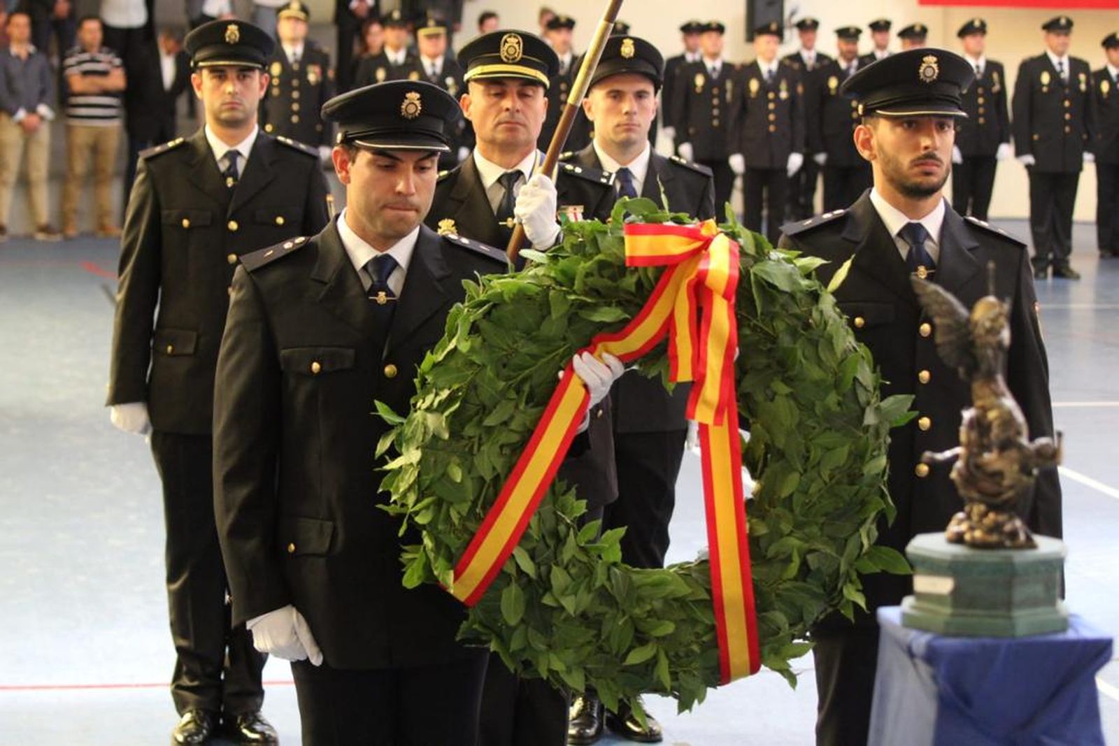 la-policia-nacional-de-salamanca-los-angeles-custodios-79