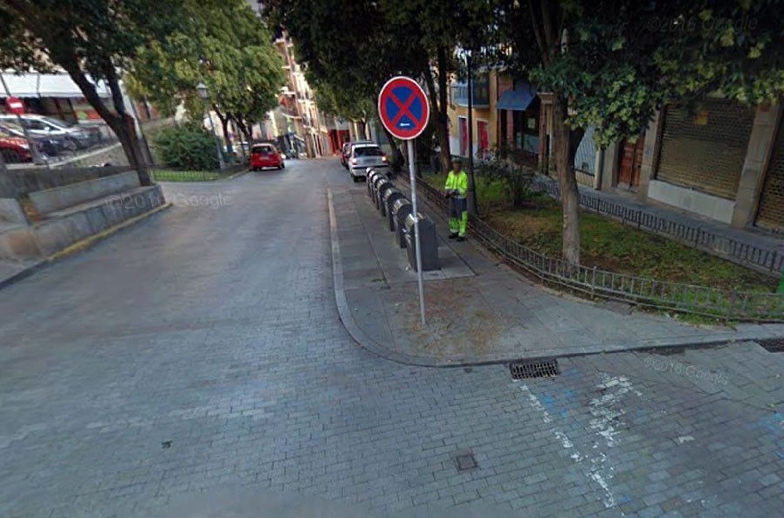 Contenedor soterrado maps