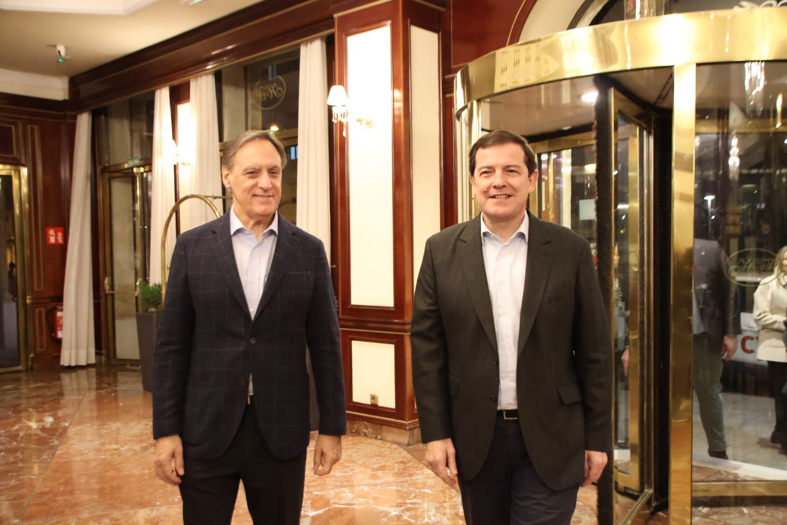 Mañueco junto a Carbayo prearranque campaña