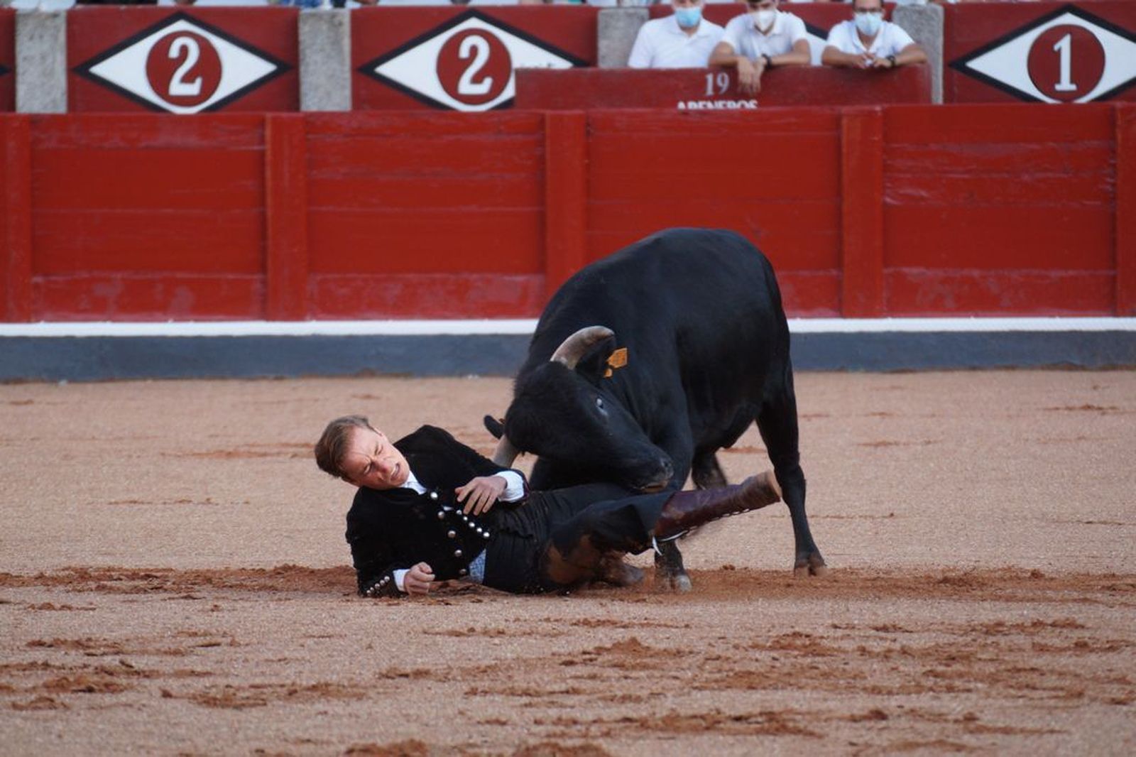 clase-practica-de-tauromaquia-14
