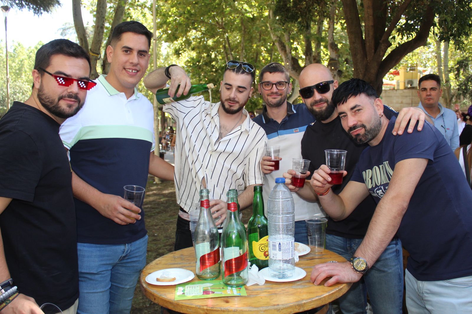 Ambiente en la Feria de Día en el mediodía de este sábado