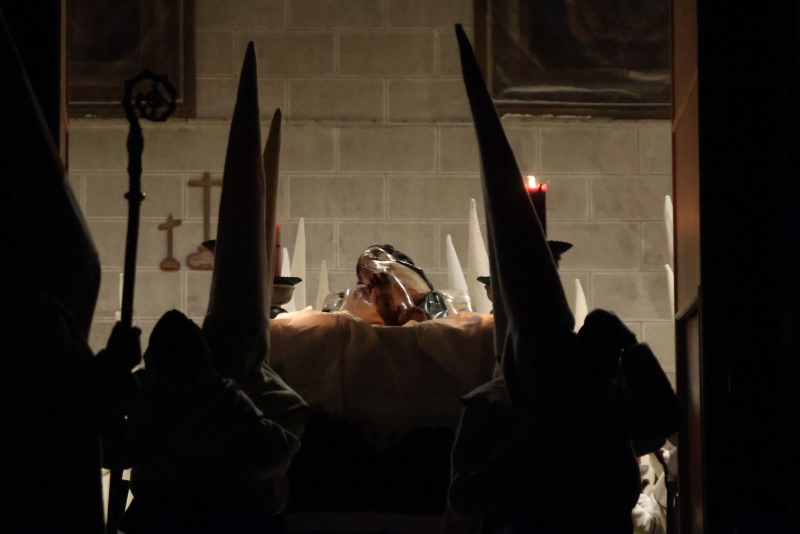 GALERÍA | Revive en imágenes la procesión de Jesús Yacente