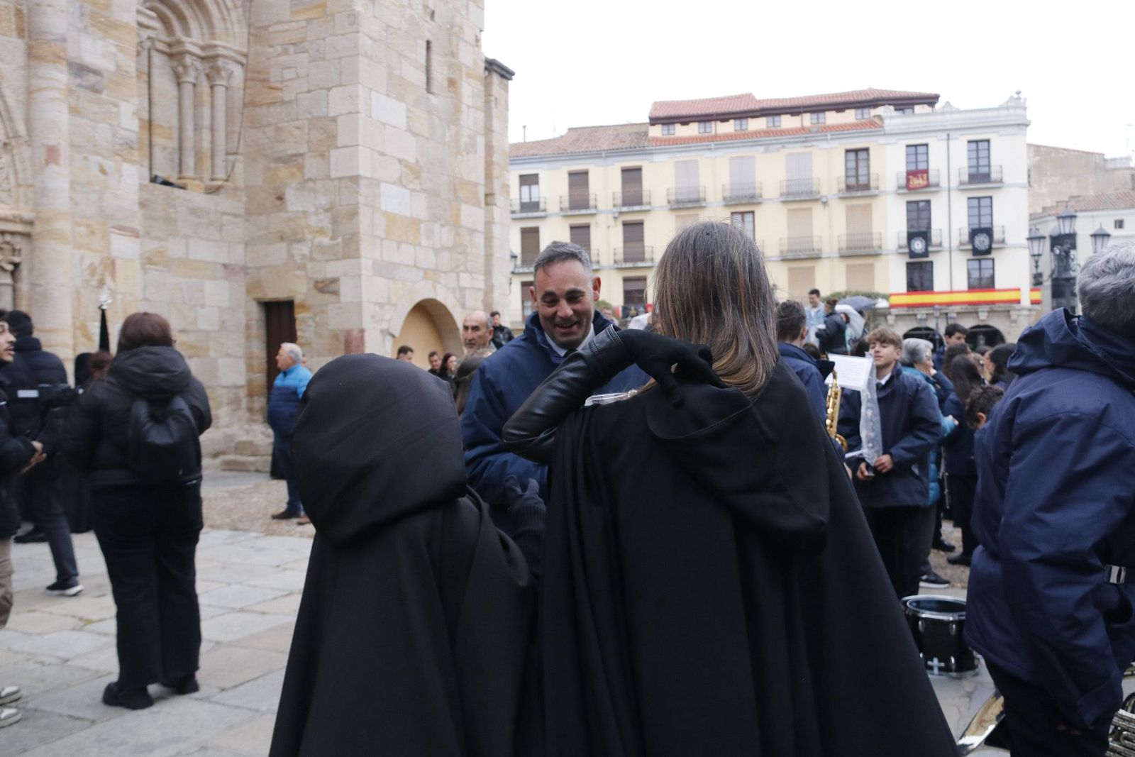 suspension-de-la-procesion-de-la-virgen-de-la-soledad-11
