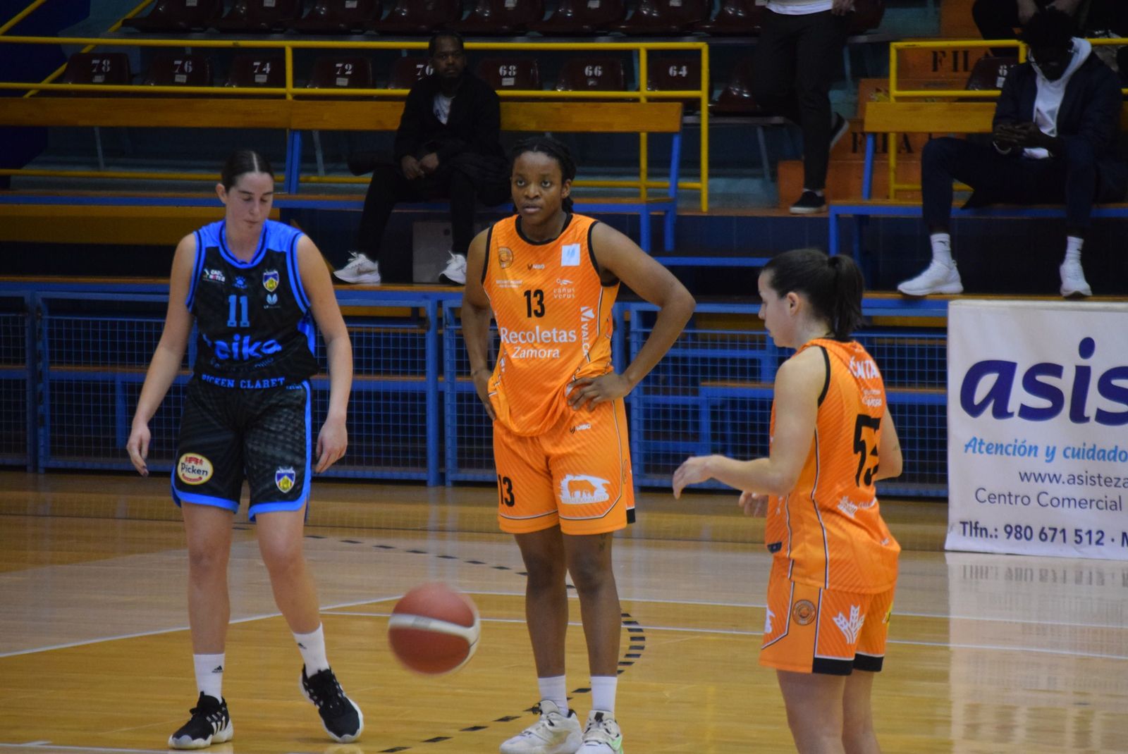 cd-zamarat-picken-claret-55