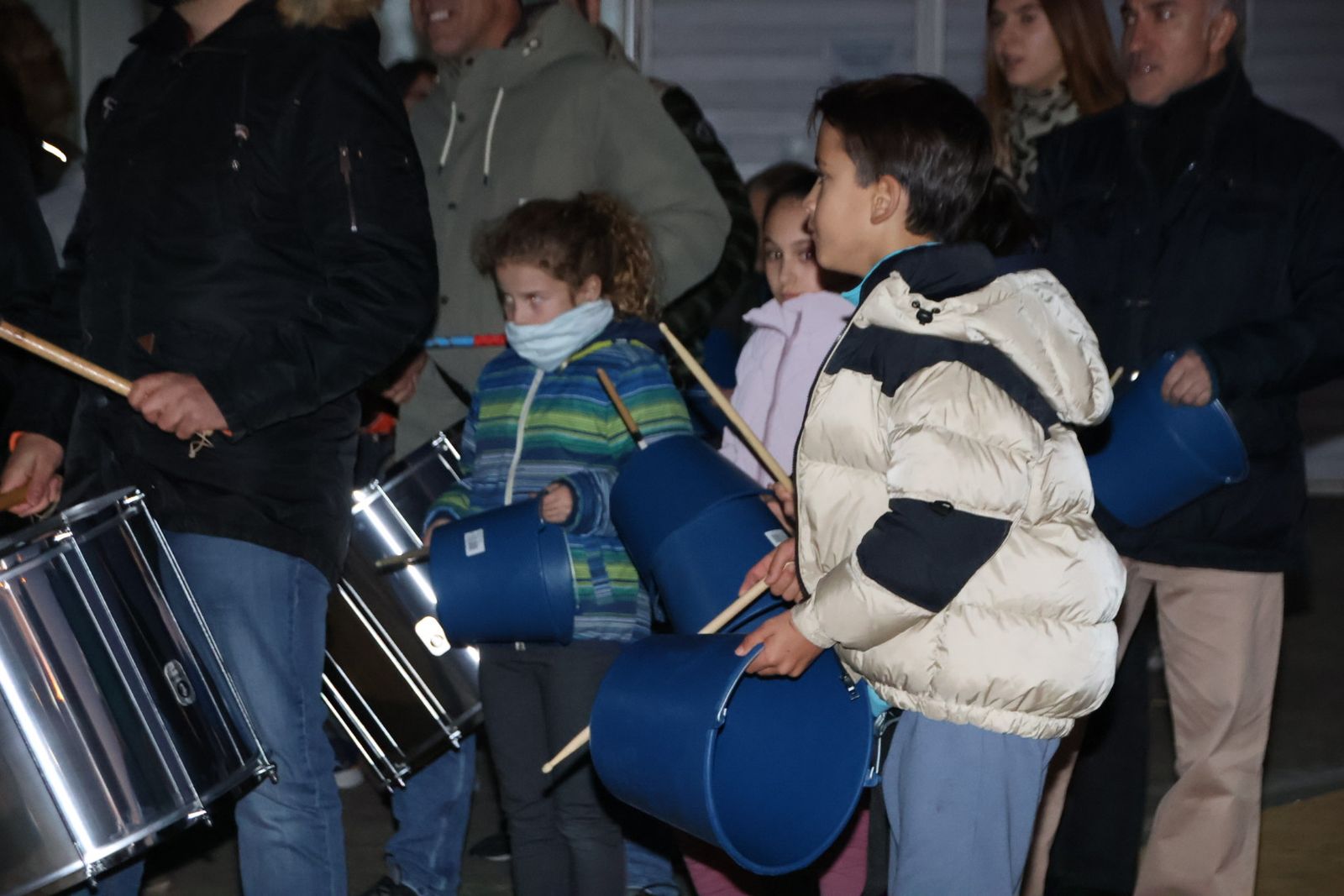 Pasacalles, batucada día Santa Cecilia