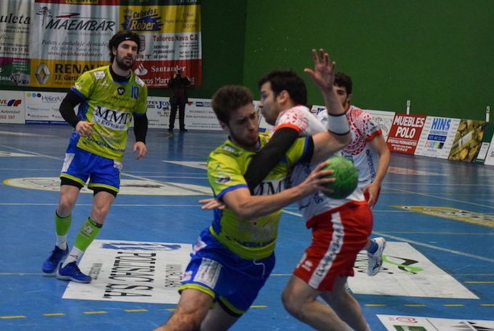Los jugadores, felices por sacar adelante el derbi y listos para "darlo todo" ante Palma del Río
