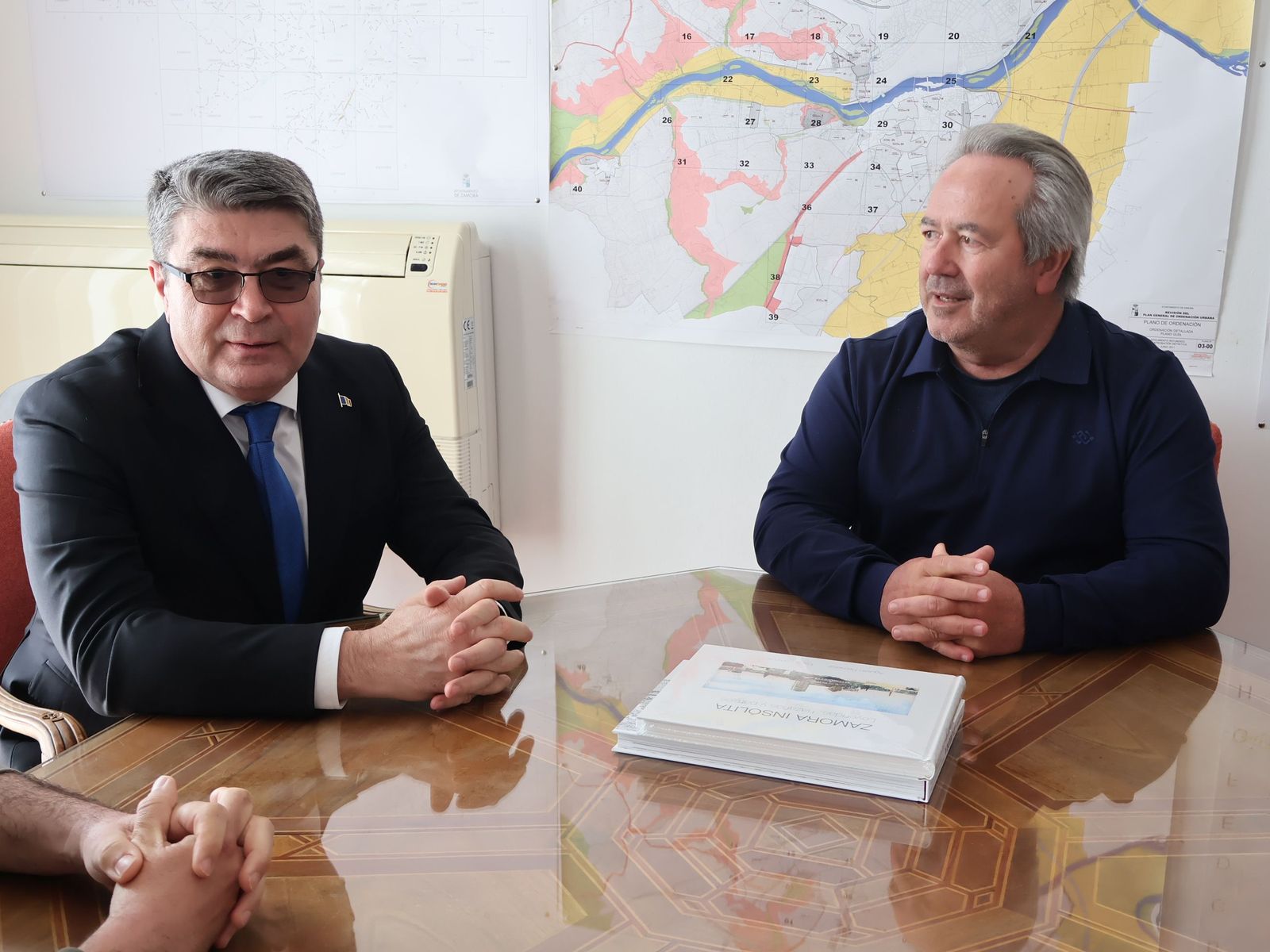 Visita Cónsul General Rumanía