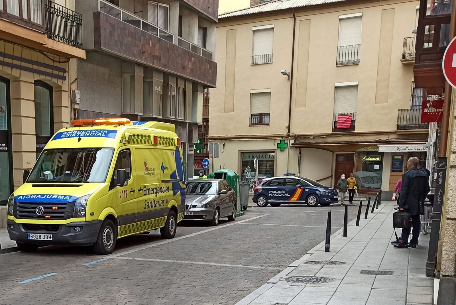 Ambulancia policia calle sotelo doctor carracido