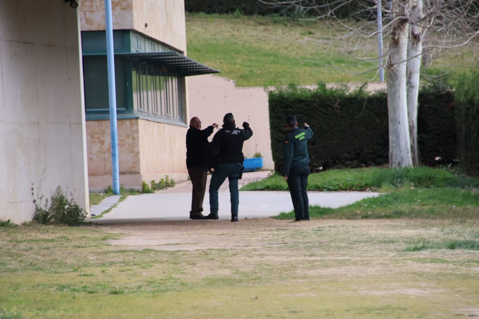 Gran despliegue policial para buscar a un preso fugado en el hospital de Salamanca