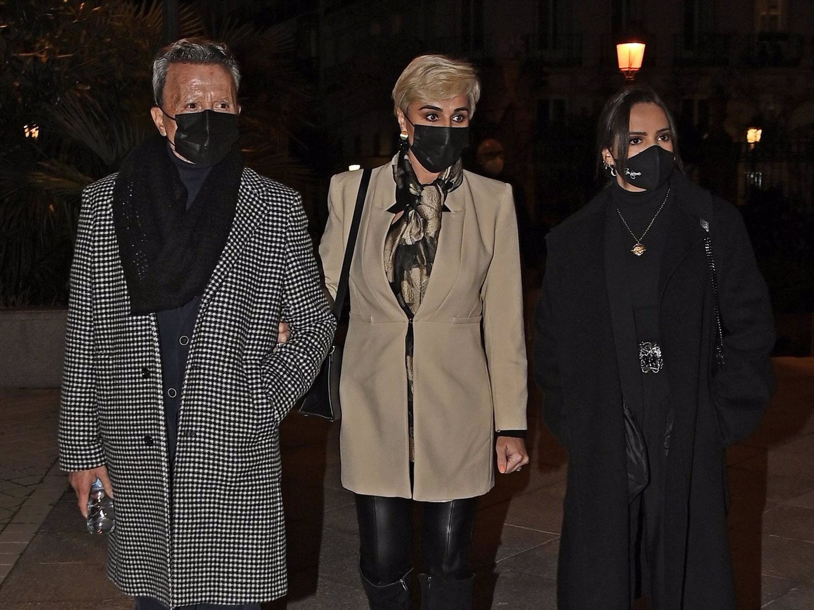 José Ortega Cano, Ana María Aldón y Gloria Camila   EUROPA PRESS