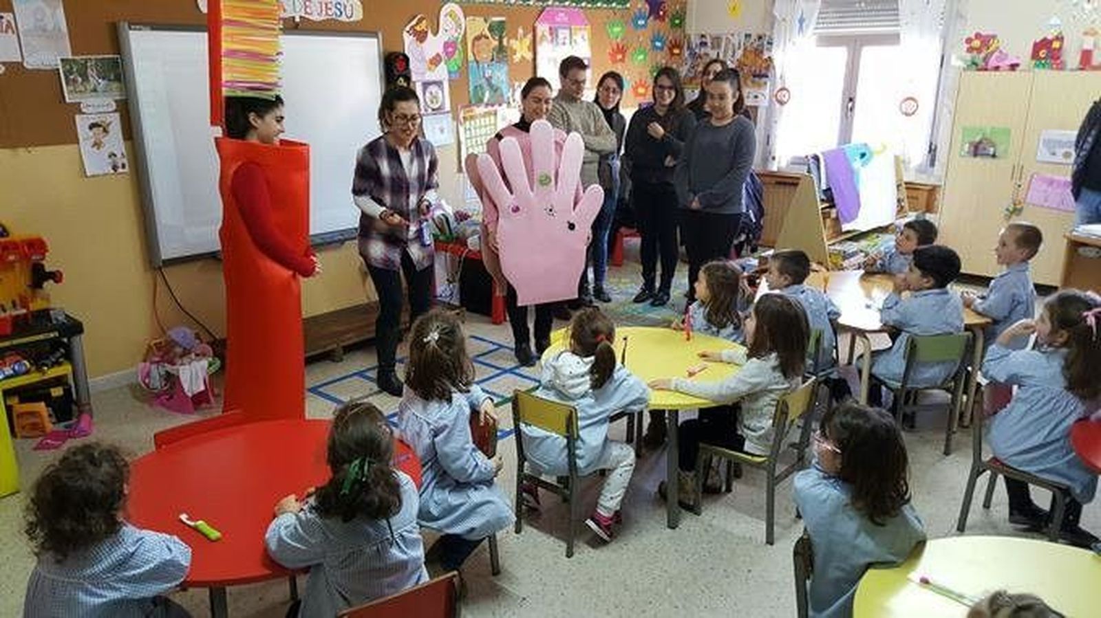 Los alumnos de Centro Menesianos promocionan la salud