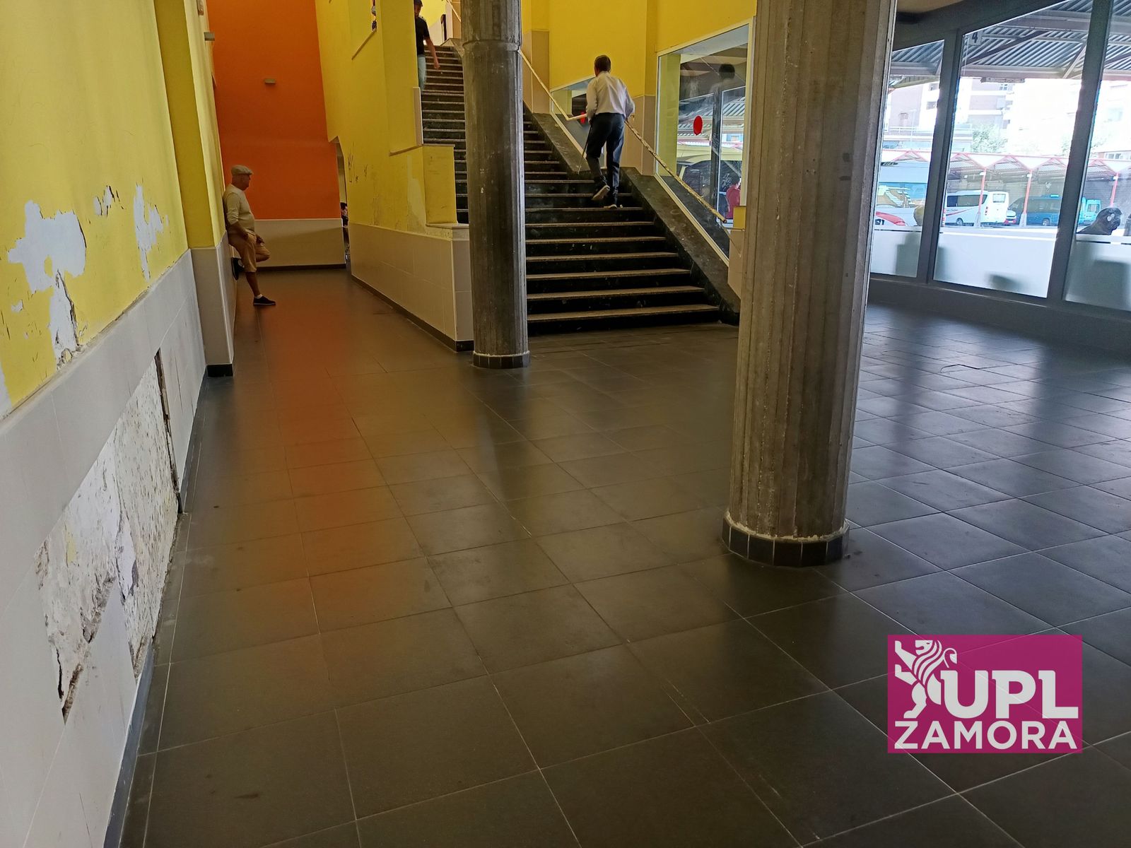 Estación de autobuses 