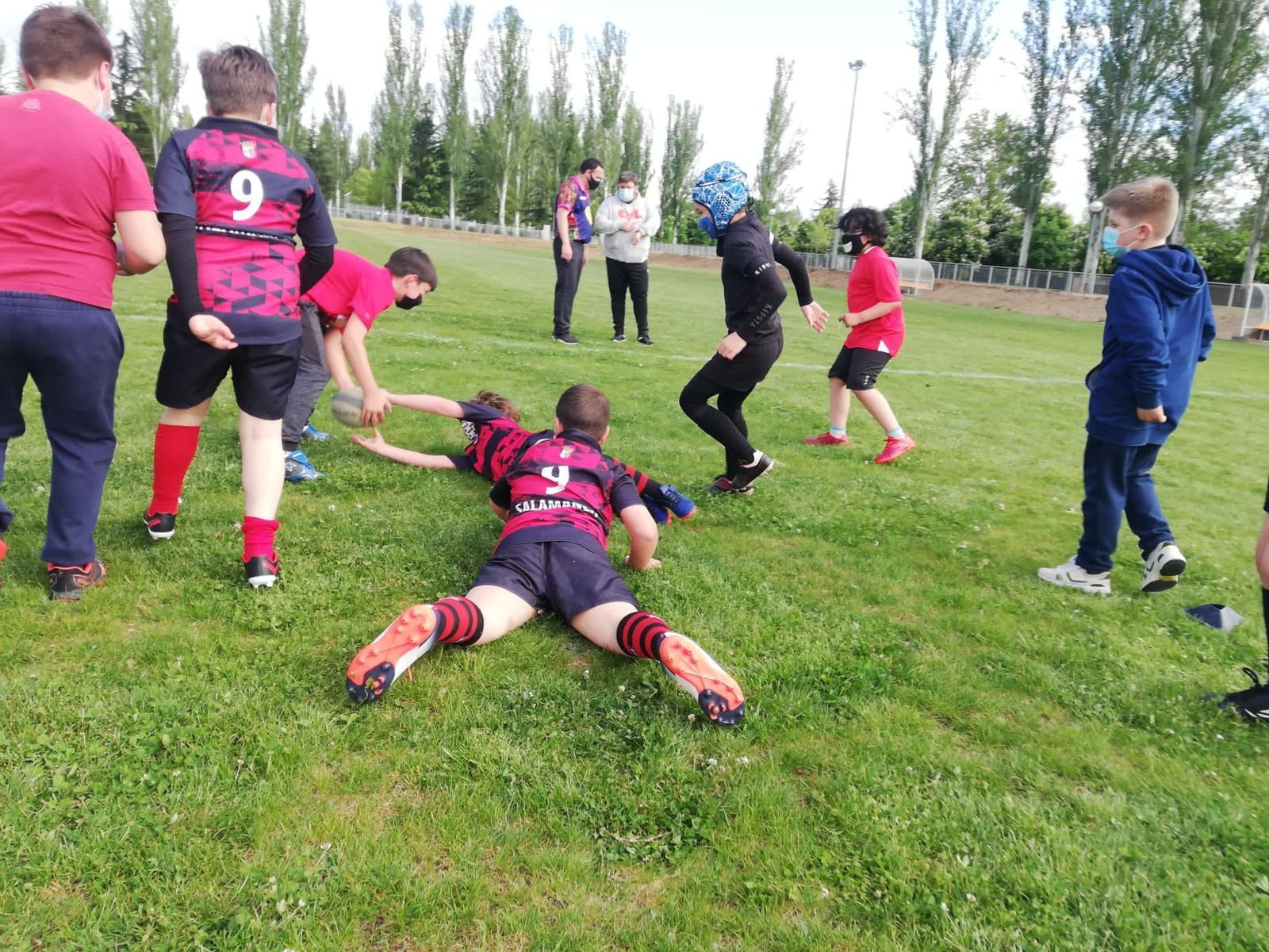 Las categorías inferiores del Salamanca Rugby Club regresan a los entrenamientos