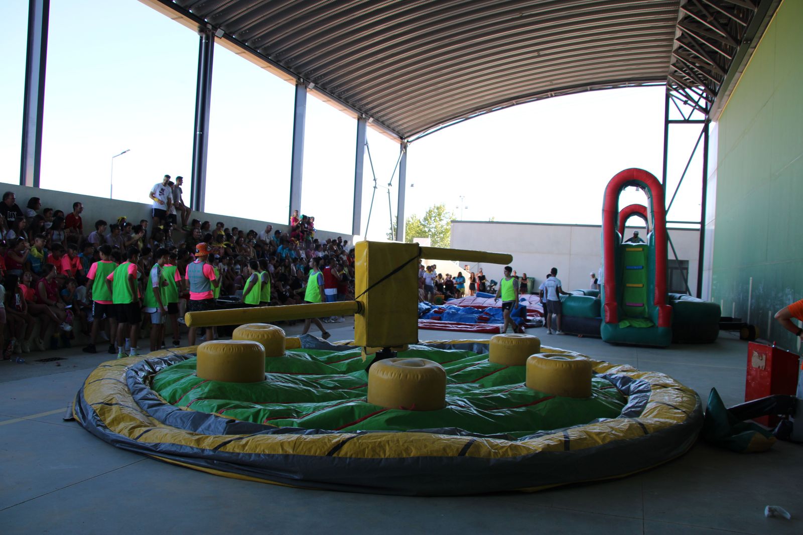 humor-amarillo-en-castellanos-de-moriscos-87