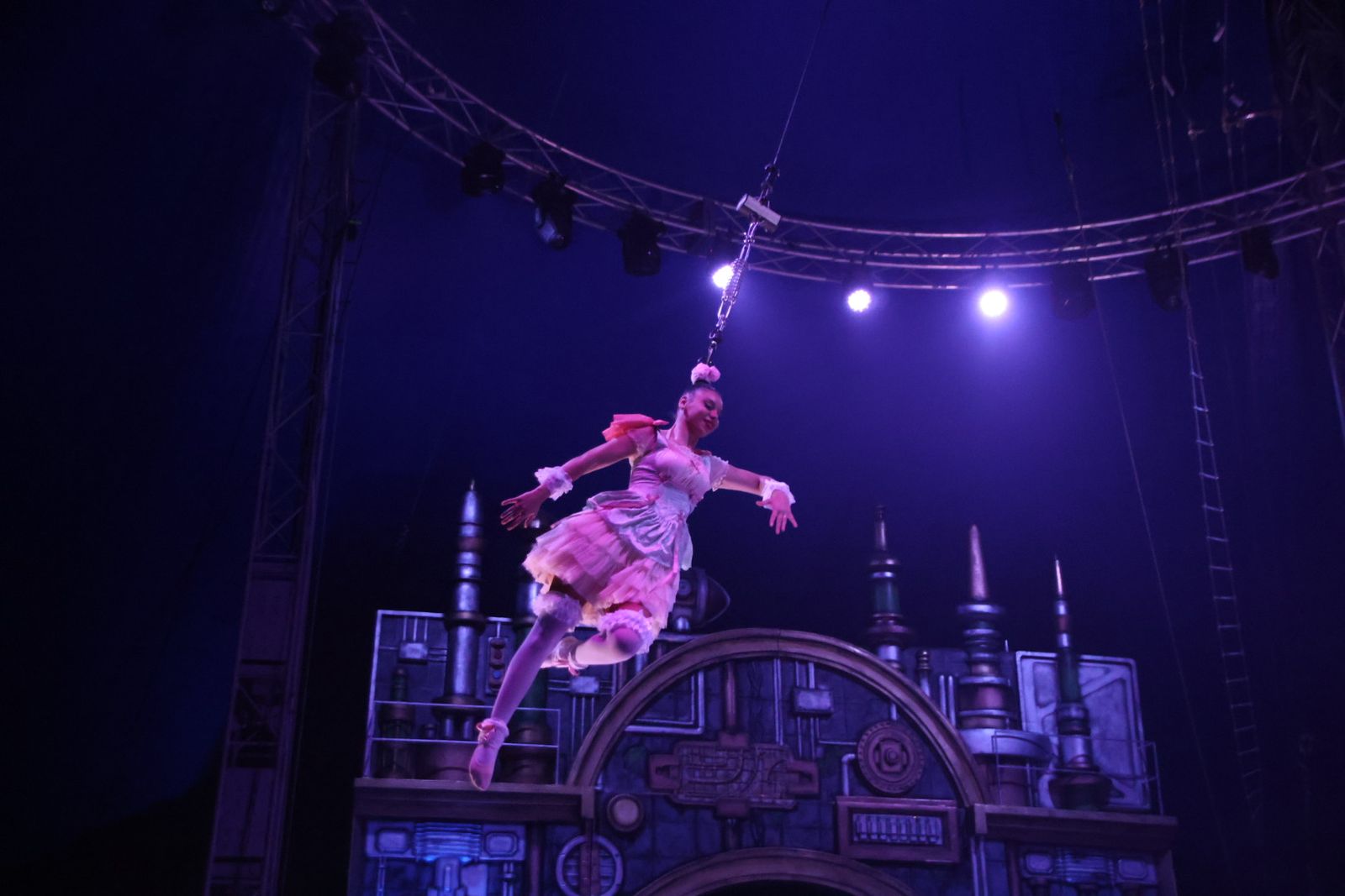 Stellar Circus trae la magia del pasado y del futuro a Salamanca