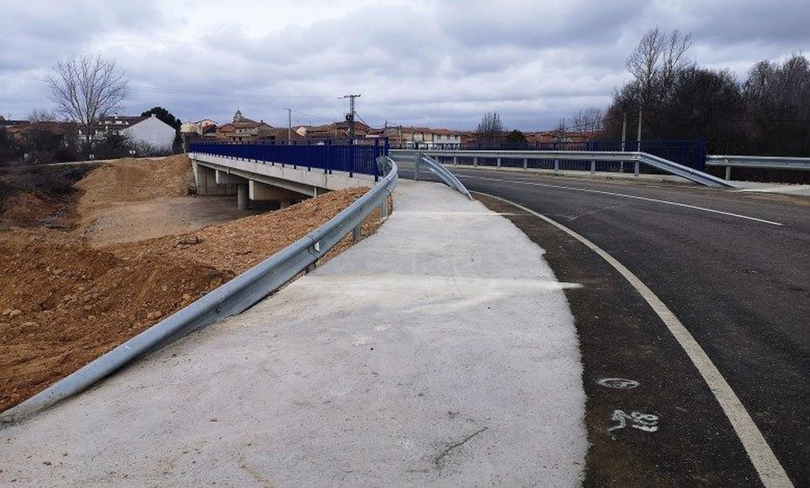 Accesos peatonales en Uña de Quintana.