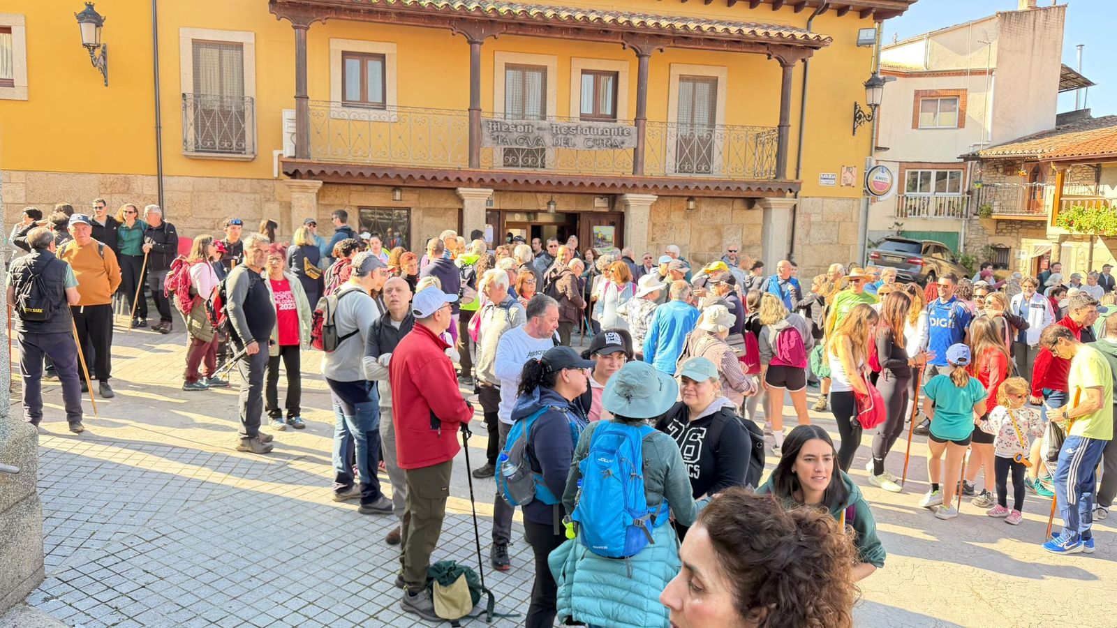 Marcha senderiesta mieza