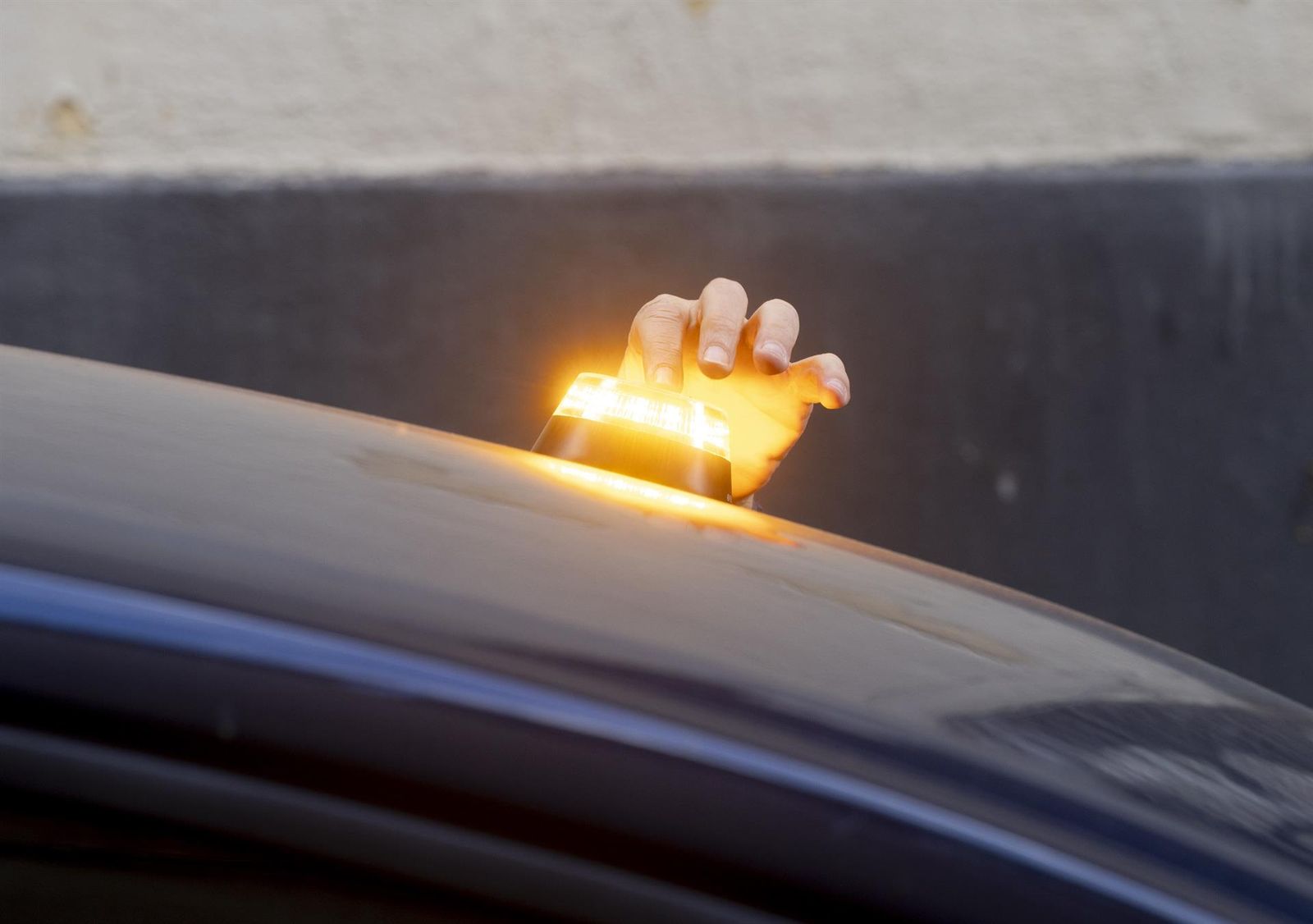 Archivo   Baliza V16 de emergencia