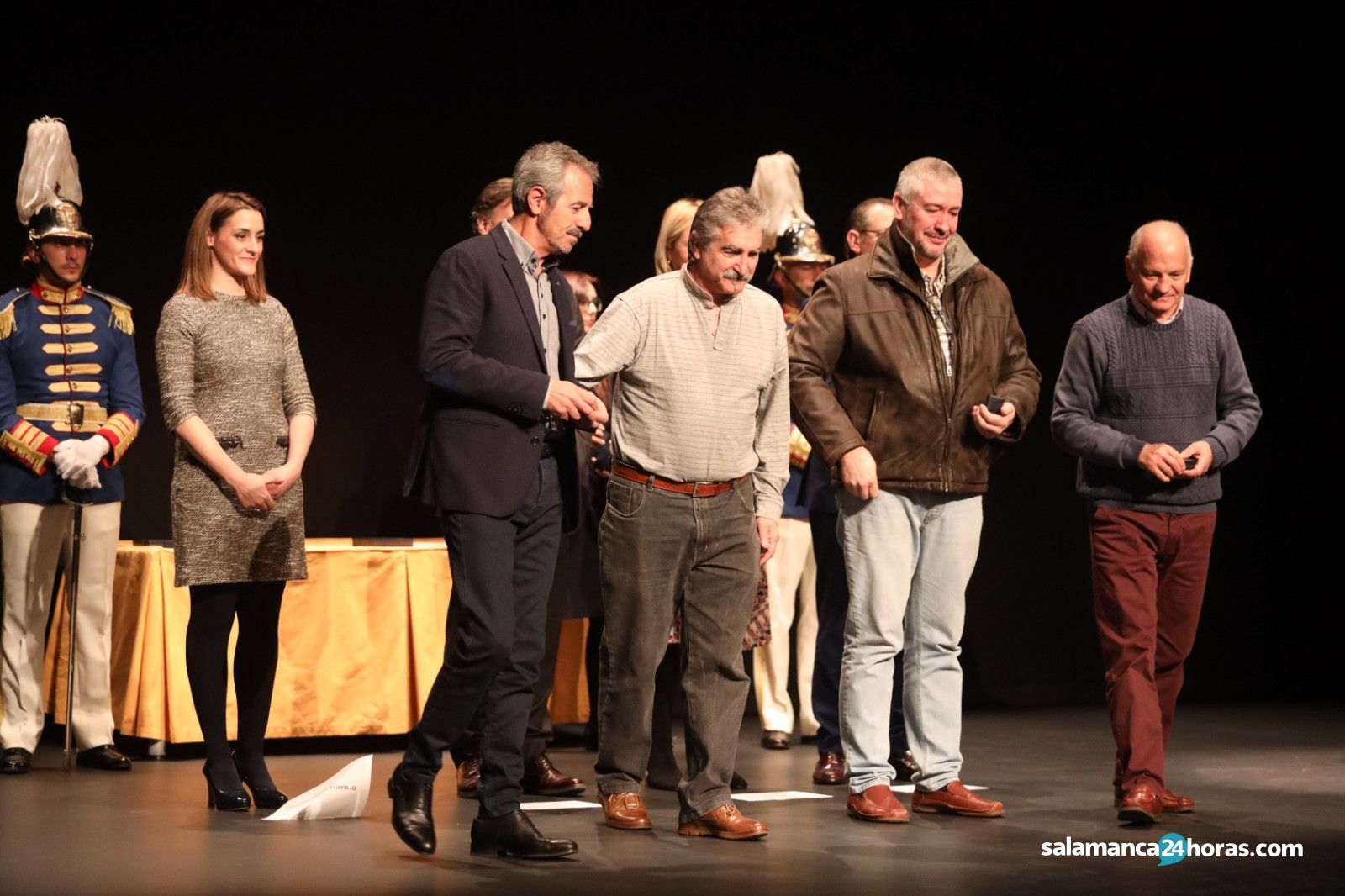 Entrega insignias bomberos y policias jubilados (6)