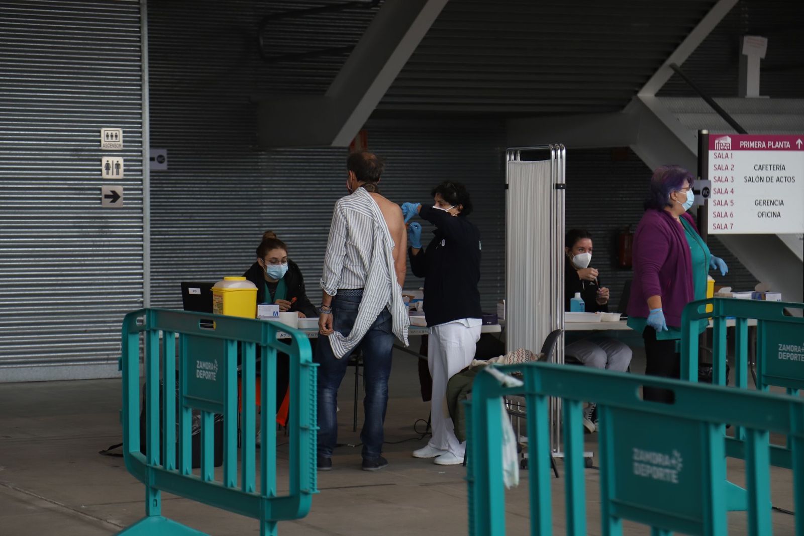 IFEZA reabre para vacunar a zamoranos con la tercera dosis