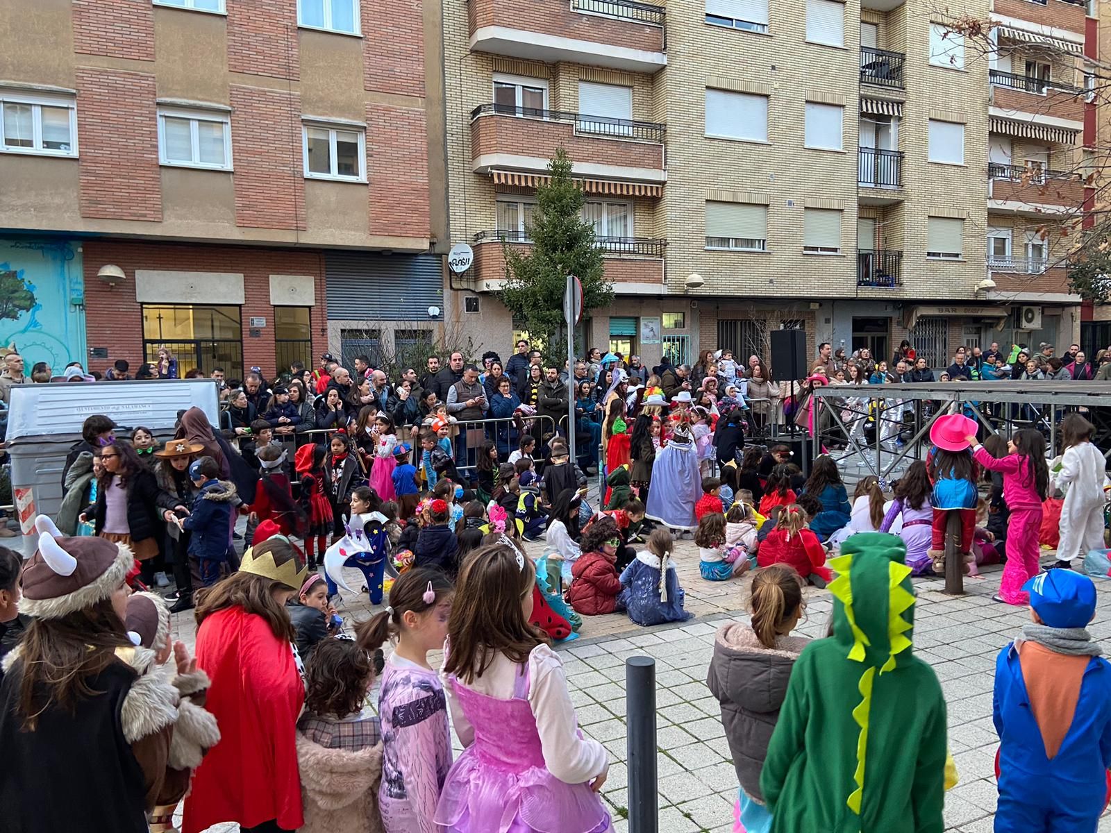 Carnaval de la asociación de vecinos ZOES del Barrio del Oeste (2)