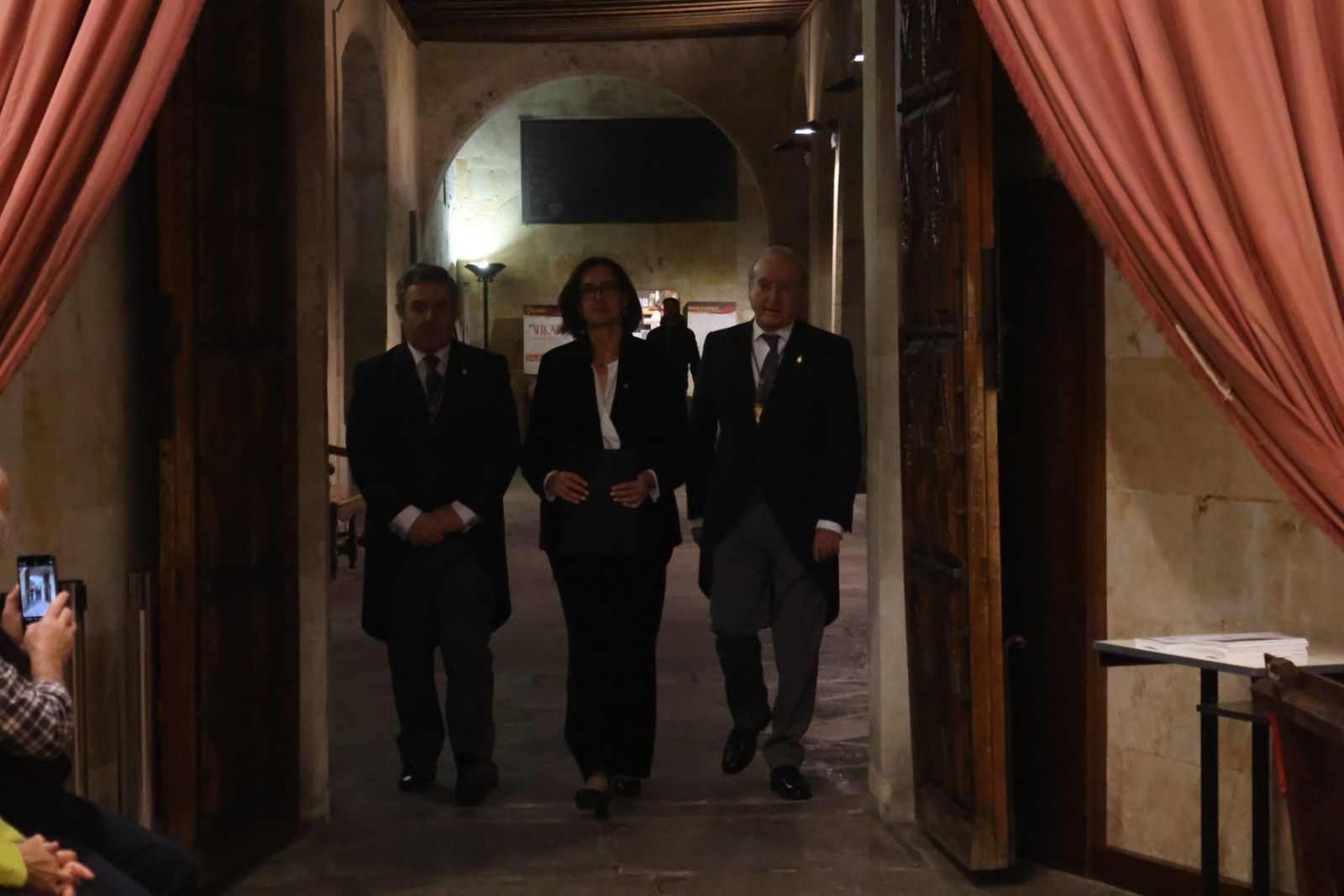 médica forense Sonsoles Castro ingresa en la Real Academia de Medicina de Salamanca