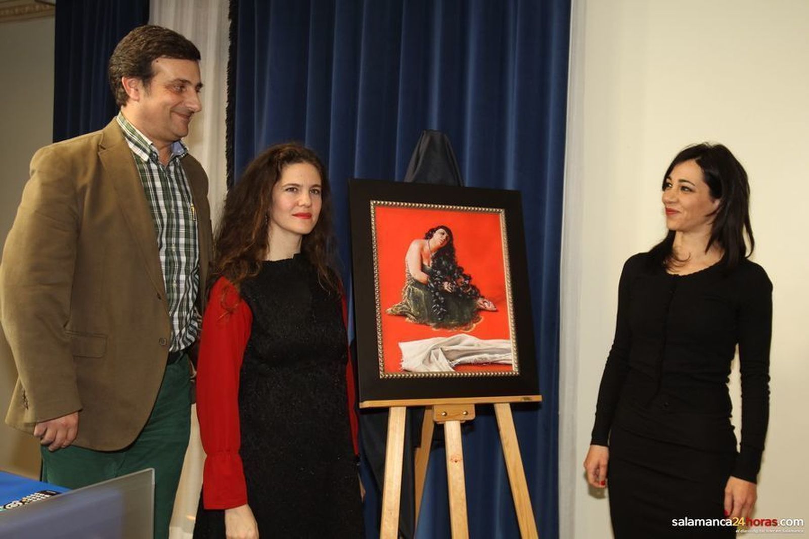 Paloma Pájaro explora la parte humana de un personaje en el rompedor cartel de la Tertulia Cofrade